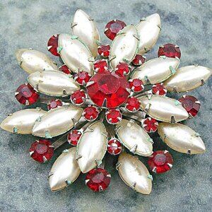 Vintage Burst Brooch Pearl Garnet Red Gemstones Flower Burst Lapel Hat Pin `2x2"